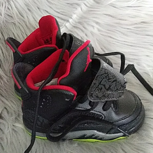 Size 5c jordans - Picture 2 of 8